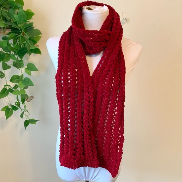 Rich Red Scarf - Picture 5 of 5
